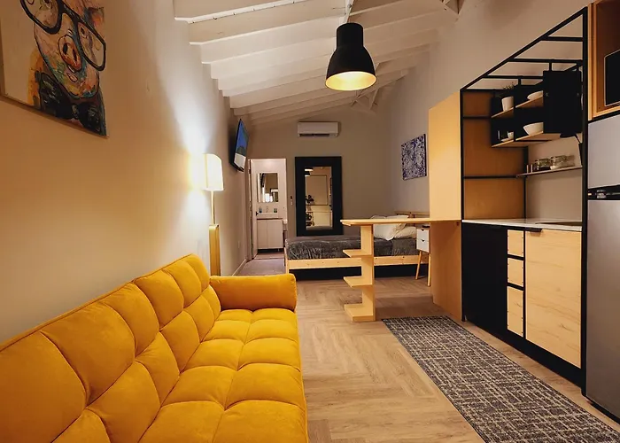 Private Home Studio Central Located In Miami 1
